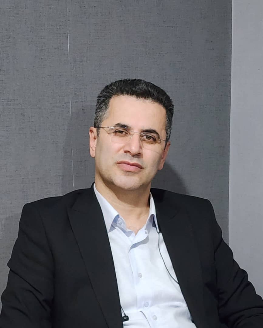 خسرو نیکنام